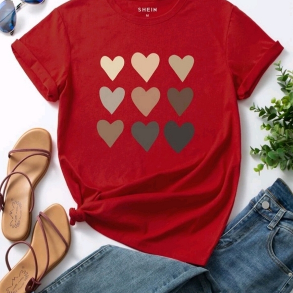 T-SHIRT WITH HEARTS - Picture 1 of 1